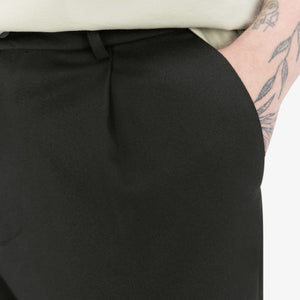 Elvine Chino Arnason Black